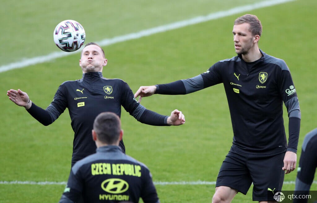 每一个交接 每一个交接