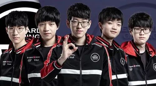 选择相呼应 选择相呼应